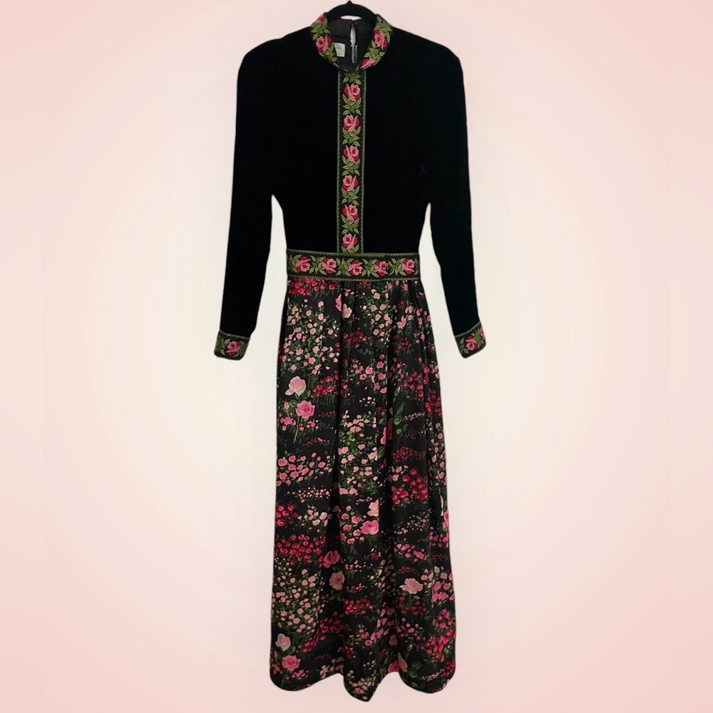 70s RK ORIGINALS true vintage BLACK velvet floral MAXI DRESS belt MEDIUM roses